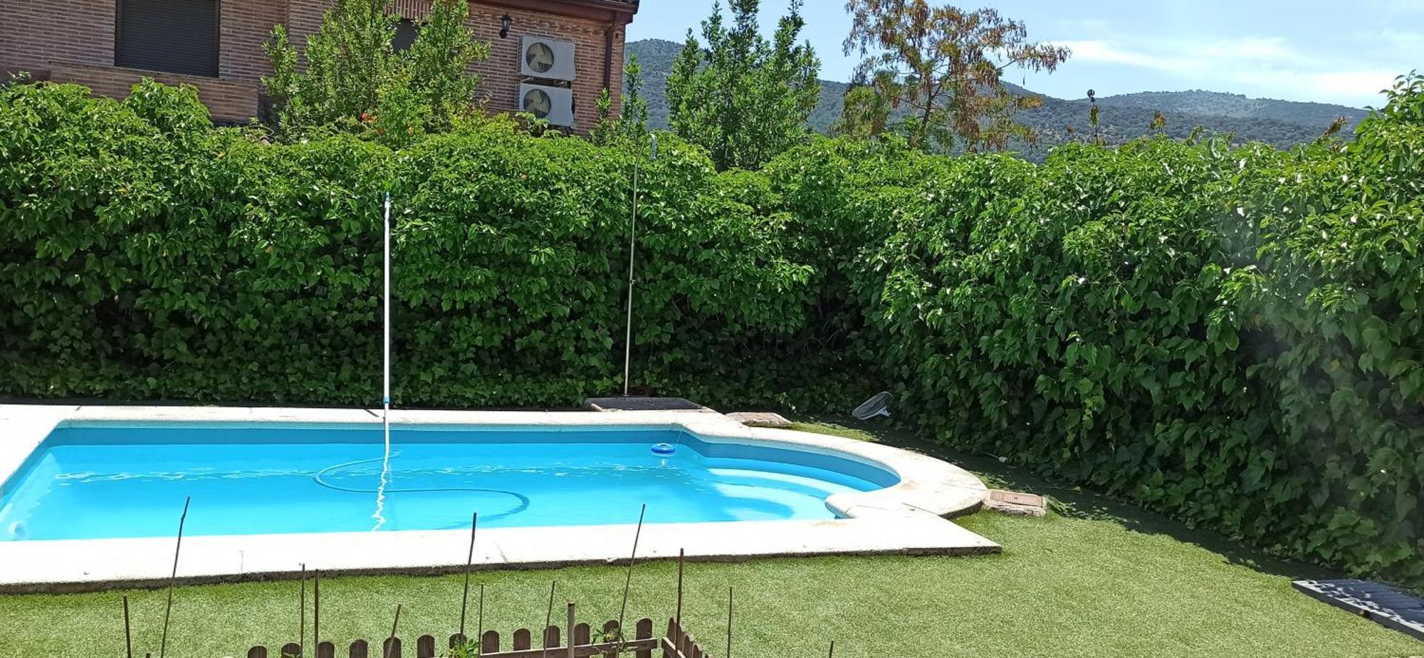 Villa La Higuera De Gredos Higuera de las Dueñas Esterno foto